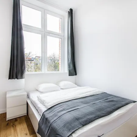 Apartment Beautiful Diamond - 10 Min Walk To Market Square! *